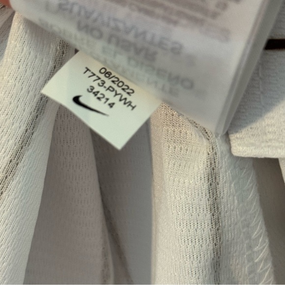 Women's San Diego Padres Nike Button Jersey Large - Picture 11 of 16